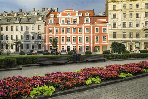 hotels riga latvia old town.